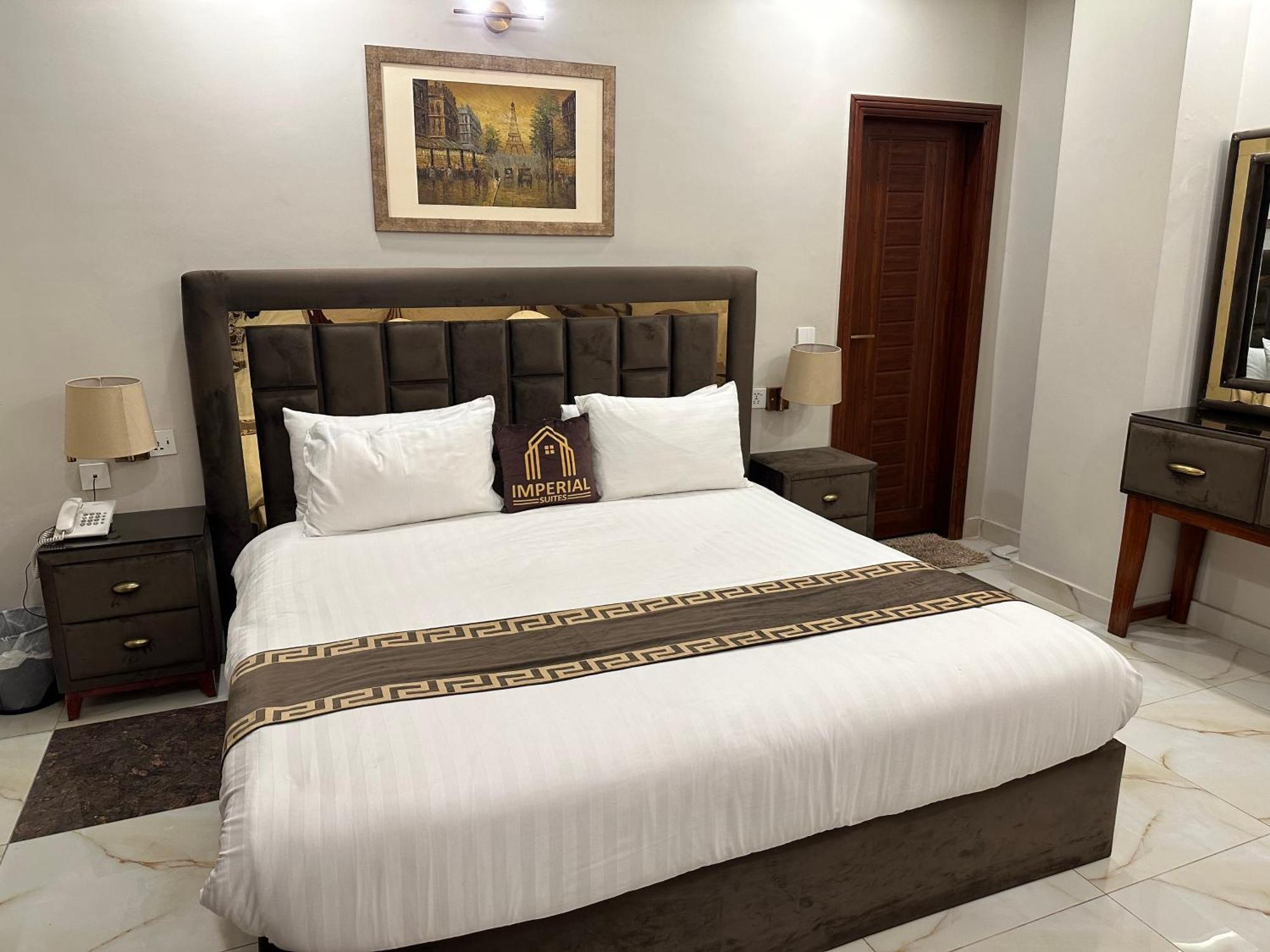 Imperial Suites Lahore Exterior photo