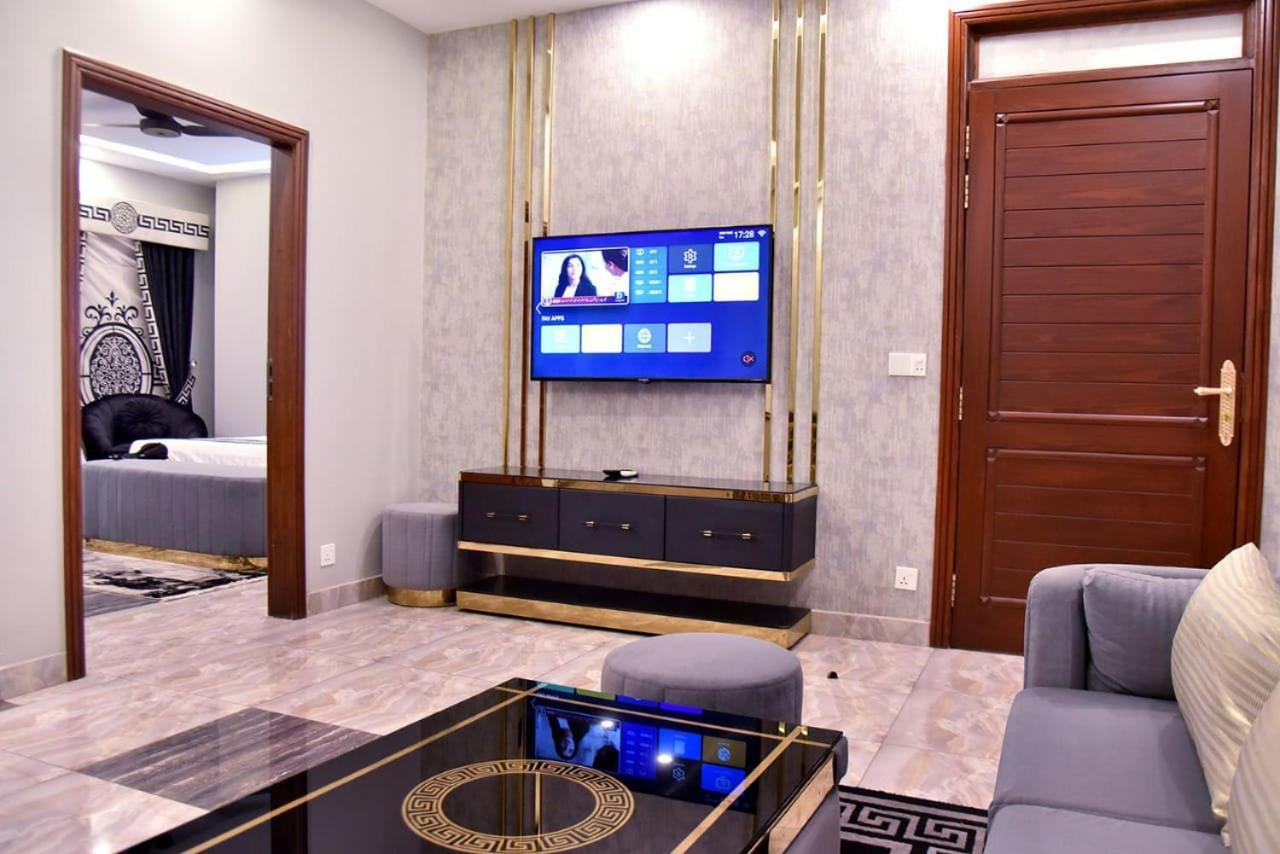 Imperial Suites Lahore Exterior photo